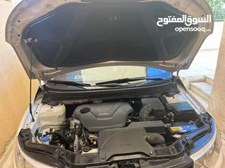  10 كيا فورتي فحص 3 جيد امام يمين مضروب ومشغول