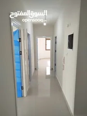  26 شقه مع حديقه للبيع