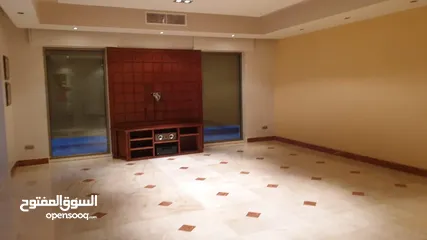  18 فيلا مستقله للبيع دابوق على مساحه ارض دونم و 28 م