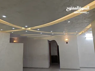  1 شقة 3 غرف نوم حمامين طابق ثاني تشطيب سوبر طابو جاهز للبيع