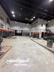  11 للبيع كراج في الشارقة الصناعية 4