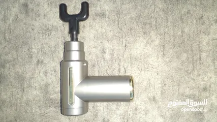  8 فرد المساج MASSAGE GUN