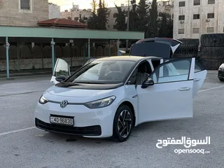  7 Volkswagen ID.3 Pure 2022 Panorama زيرو  ‎كفالة 3 سنوات.