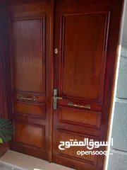  2 أبواب خشب للبيع