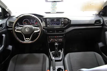  2 فولكس Tكروس