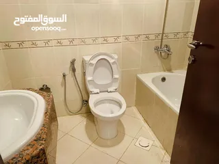  6 شقة بالنعيميه