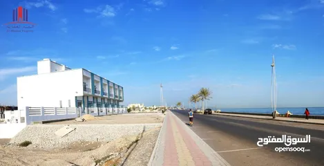  2 فيلا للإيجار مقابل شاطئ الحيل Villa for rent in front of Al Hail Beach