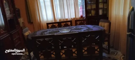  2 طاولة سفرة مع 8 كراسي مع بوفيه