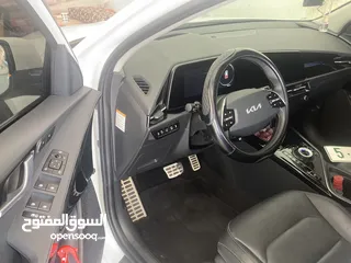  3 كيا نيرو هايبرد 2023