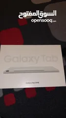  4 SAMSUNG Tab S9 FE
