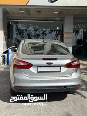  5 فورد فوكس 2015 فل إضافات للبيع 1600 بنزين