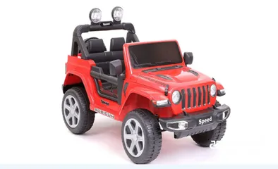  1 سيارة كهربائية للاطفال /لون احمر /بحالة ممتازة