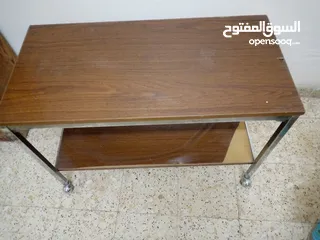 3 خزانة احذية ، طاولة متحركة ، مكتب حديد ، مكنسة كهرباء هيتاشي