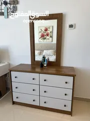  4 Bed - sides - mirror and drawers