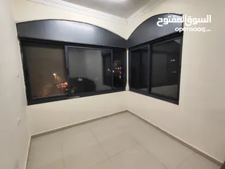  7 استديو مفروش للإيجار في البيرة خلف مطعم سامر