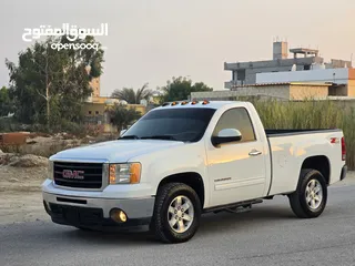  1 GMC Sierra  SLE V8 GCC 2011 price 34,000AED