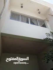  5 منزل مكون من طابقين للبيع الموقع فشلوم شارع عبدلله ابن رواحه بالقرب من جامع سيدي سليمان