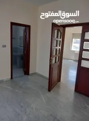  2 شقه طابقية للاجار