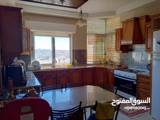  2 230 Meter Apartmant in Thuhair - شقة 230 متر منطقة هادئة في الظهير