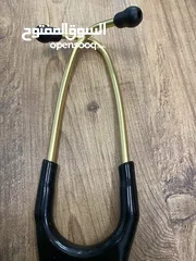  2 3m littmann cardiology gold  سماعه ليتمان الاصليه مع سيريل نمبر.  اللون ذهبي  ا