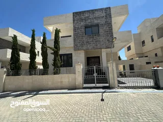  1 Villa for sale in Airport Road ( Property 42868 )-174804489