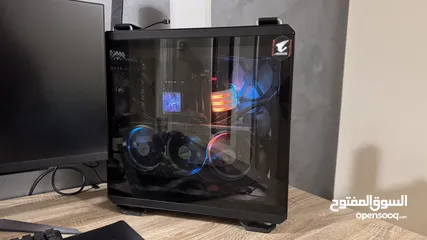  1 Asus GT 502 , With 7 Fans