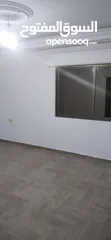  5 شقه للإيجار