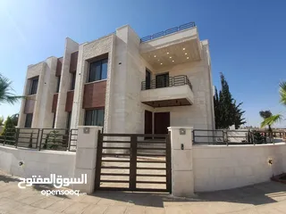  3 فيلا بسعر لقطة في طريق المطار قرب جامعة الشرق الاوسط