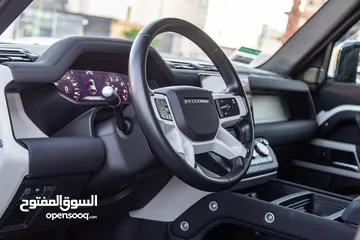  9 Land Rover Defender 2022 Gasoline Black edition