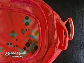 14 شنطة مدرسية ماركة توتتو الاصلية مستعملة بحالة ممتازة للبيع