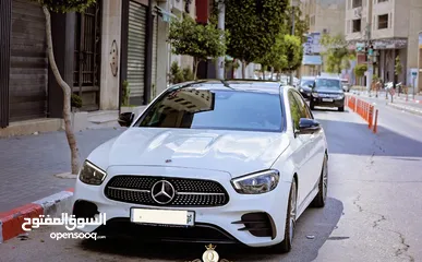  1 Mercedes E220