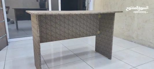  2 مكتب بسعر حرق