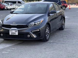  4 Kia forte car