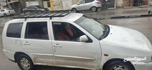  1 بولو كلاسيك صالون موديل 2000