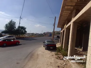  2 مخازن للايجار