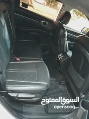  14 كيا سورينتو 4*4