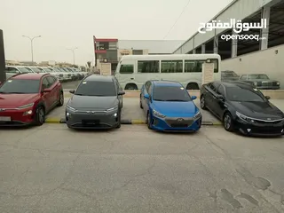  9 للبيع هيونداي أيونيك فل الفل مع فتحه بحاله الوكاله وارد كوري ممشى قليل....