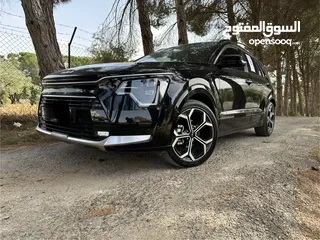  3 كيا نيرو الشكل الجديد وارد وكفالة الشركة 2023 فحص كامل ولا ملاحظة .