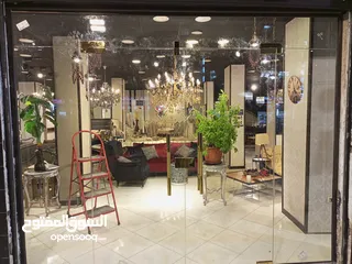  20 تركيب السيكوريت والمرايا وجميع أعمال الزجاج والألمنيوم بجودة عالية"
