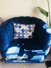  3 طقم جلوس (كنب) انتريه بحالة ممتازة للبيع