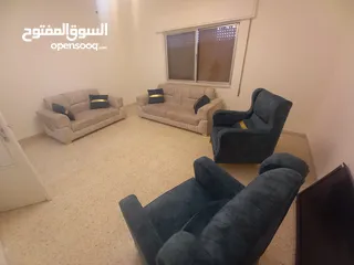  1 طقم كنب مستعمل بحالة الوكالة للبيع