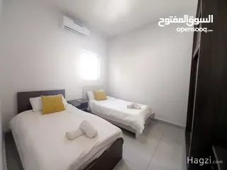  3 شقة للايجار في الويبده  ( Property 33952 ) سنوي فقط