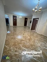  4 شقة للبيع  سوبر ديلوكس بشارع 26 على الشارع الرئيسي طابق ثالث للبيع  من المالك مباشر  الزرقاء الجديدة