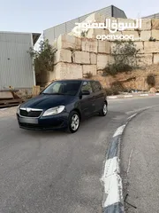  4 سكودا فابيا 2013 بسعر مميز دفعة 12 وشيكات 2000