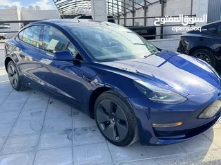  3 Tesla model 2023 85B+فحص كامل اتوسكور يتوفر تشكيلة كبيرة عدة ألوان