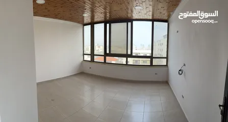  24 شقة طابق ثالث + روف في منطقة ربوة عبدون بمساحة اجمالية 325 متر