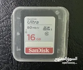  9 للبيع علبه الكاميرا 80D و عدسة 2