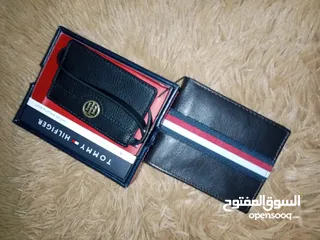  4 محفظة وحافظة نقود رجالي TOMMY HILFIGER جلد اصلي طبيعي 100 ٪ مع محفظة بطاقات صغيرة تومي هيلفغير.