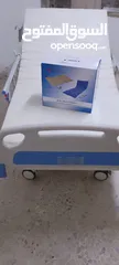  5 سرير طبي كهربائي مستعمل شبه جديد وكاله