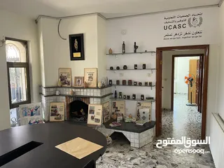  14 للايجار طابق كامل من المالك مباشره في عمارة خاصة